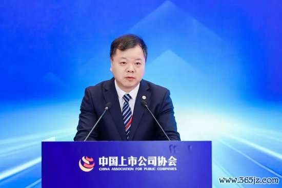  中国核电党委文书、董事长卢铁忠